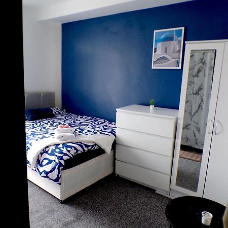 West Kensington - Santorini Apartments London Kültér fotó